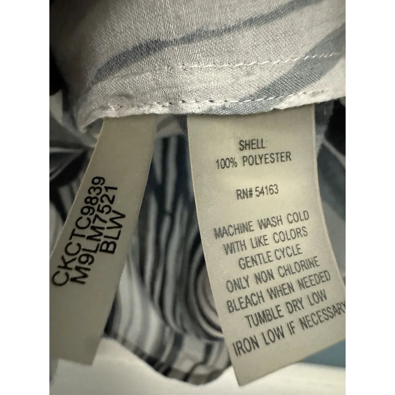 Calvin Klein Womens White Black Animal Long Sleeve Button-Up Shirt‎ Top Size M - Image 3