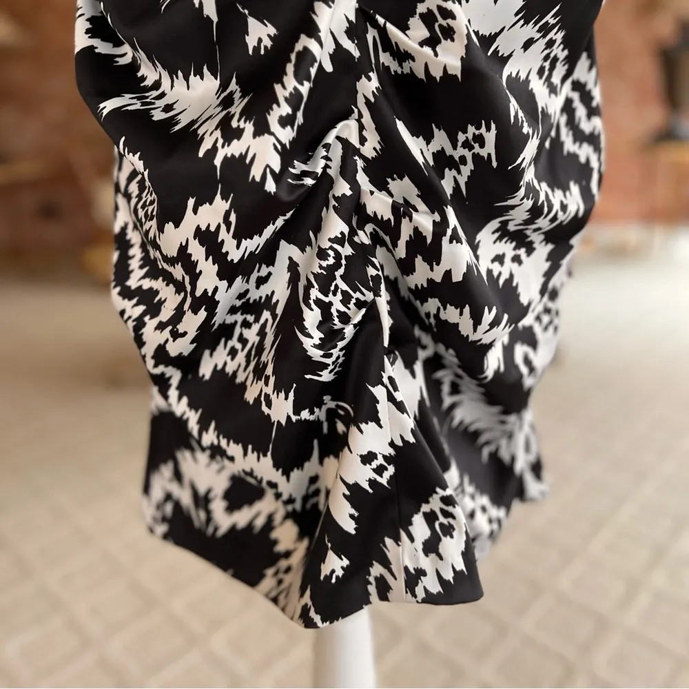 NWT Nicole by Nicole Miller Dress Ruched Halter Satin Black White 10 Cocktail - Image 4