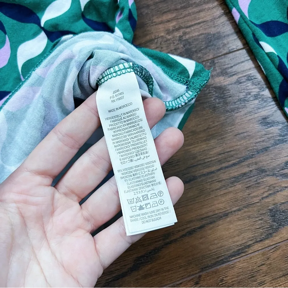 Boden • Elodie Jersey Wrap Top green surplice knit Forest Ribbons pink Size 8 - Image 10