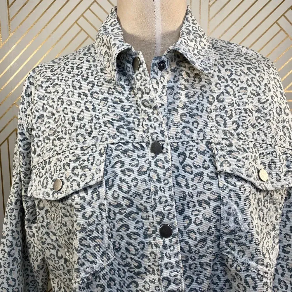 Zara Jacket Animal Print Overshirt Button Down Frayed Leopard Gray Size Small‎ - Image 2