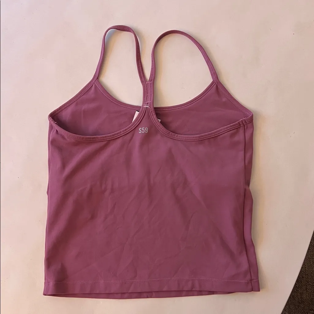 Splits59 Airweight Tank Top w/ Built in Bra in Rosewood Small $78 - Image 4