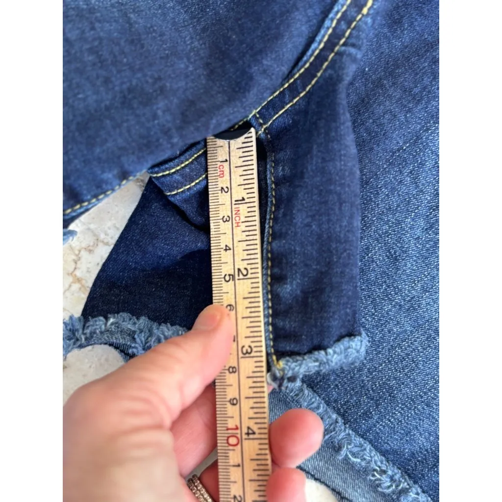 Kensie Jeans Womens Dark Wash Denim Shorts 8/29 Frayed Hem - Image 5