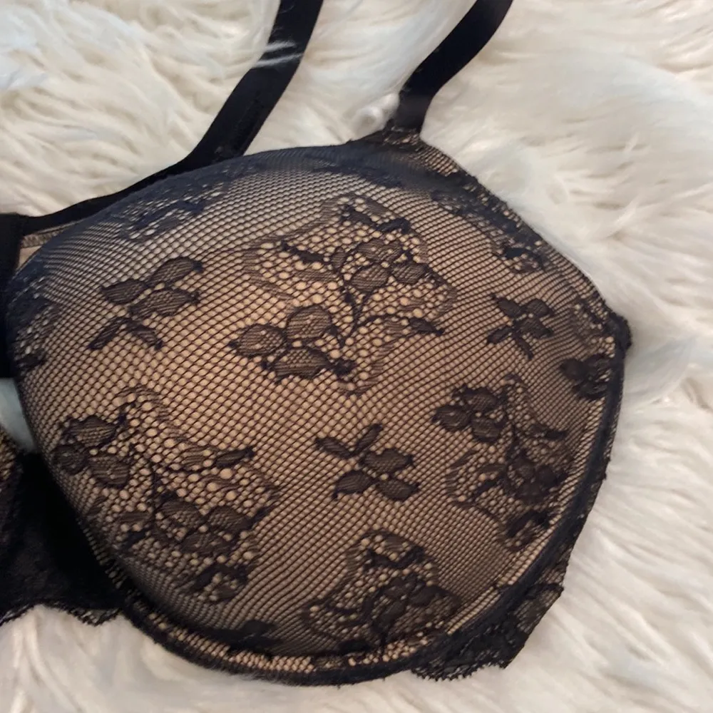 Victoria's Secret Black Lace Push Up Underwire Unlined Full Coverage Bra siz 40D - Image 2