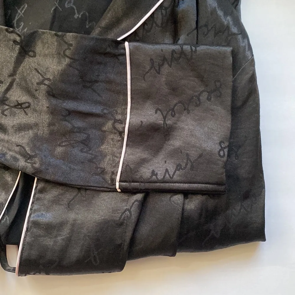 NWOT Victoria’s Secret black satin logo wrap pj jacket, size M - Image 10