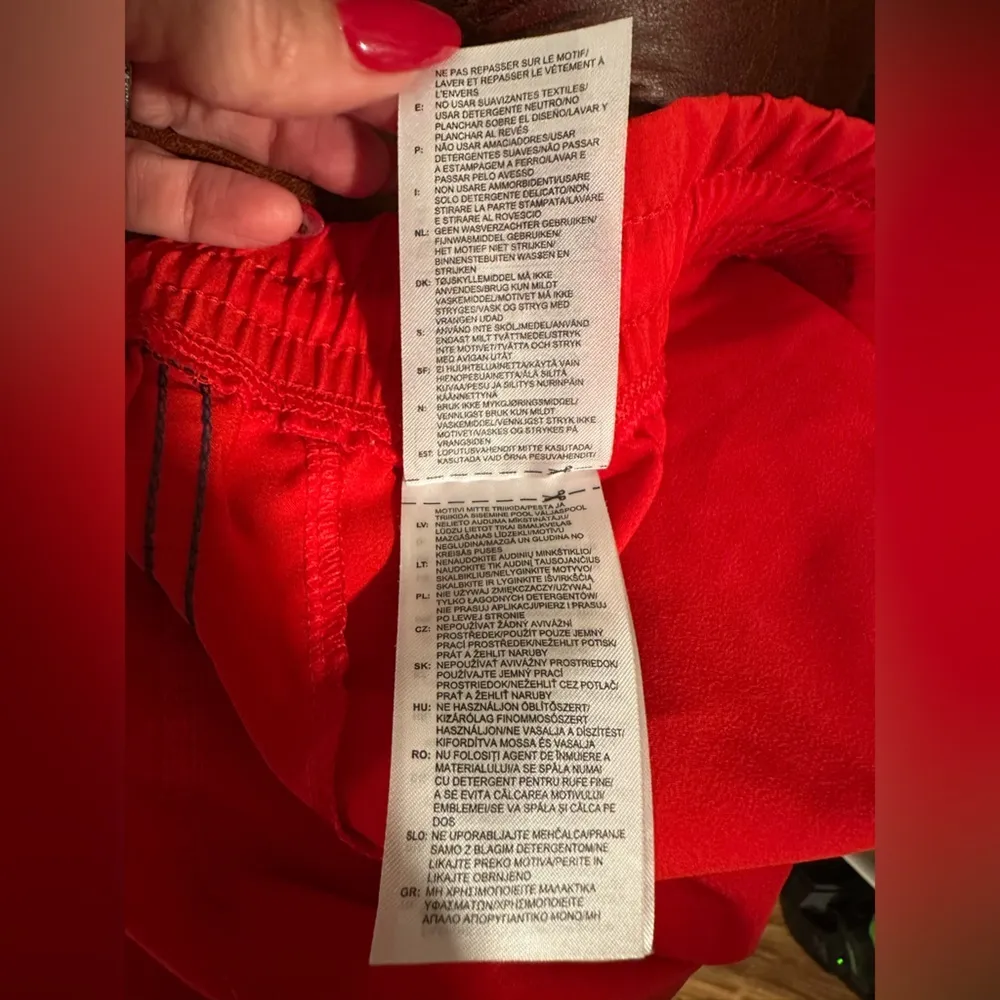 EUC Adidas red Areoready and blue stripe shorts - Image 8