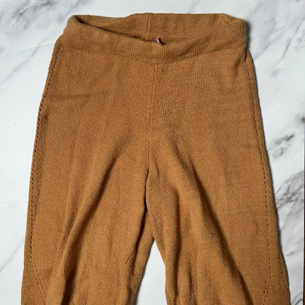 Staud Lounge Set‎ - Coco Top & Mitch Pants in Tan - Image 8