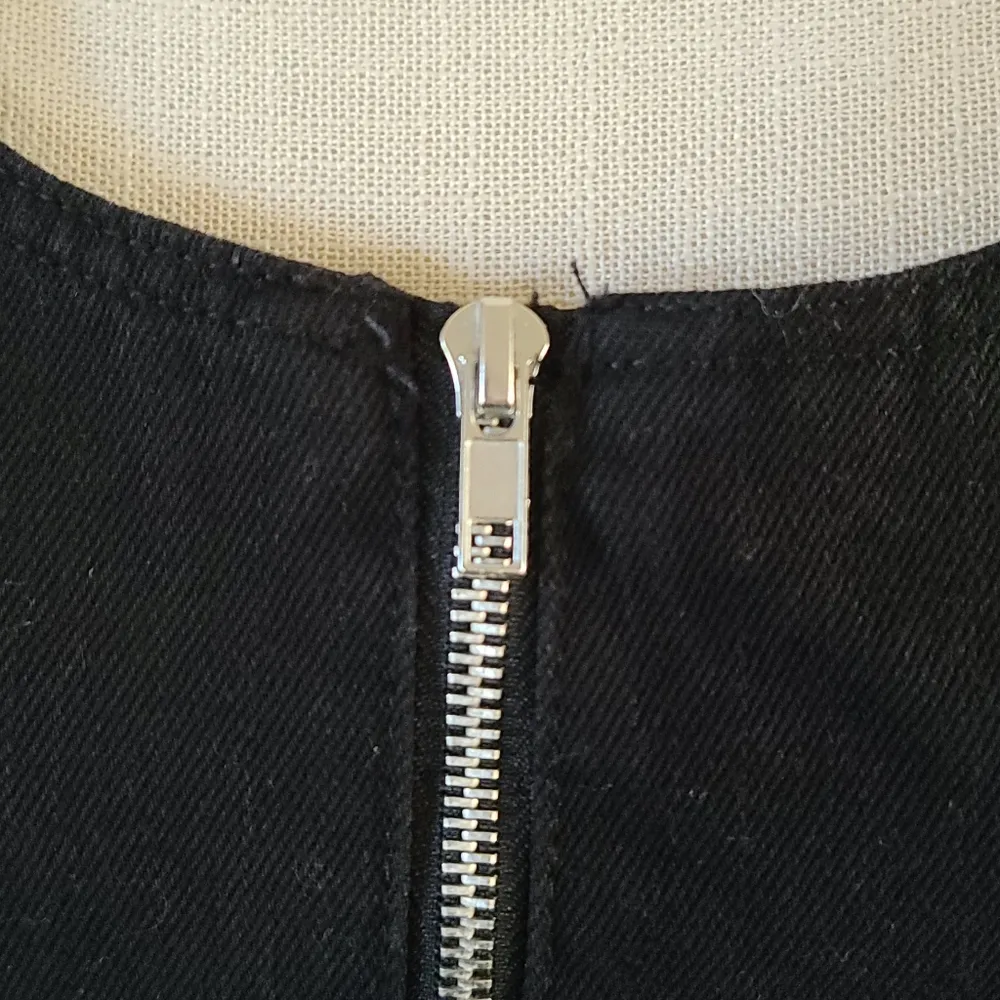 Forever 21 denim overall dress size small - Image 4