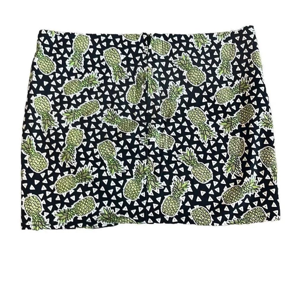 Divided H&M Black Green Pineapple Print Mini Skirt 12 Stretch Tropical Kitschy - Image 2