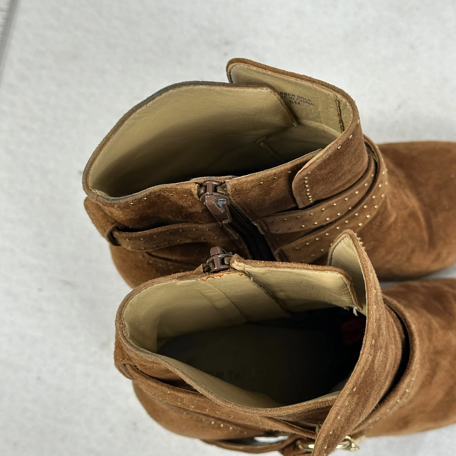 Ann Taylor Brown Suede Studded Buckle Ankle Boots Women 6M Block Heel‎ Moto Boho - Image 11