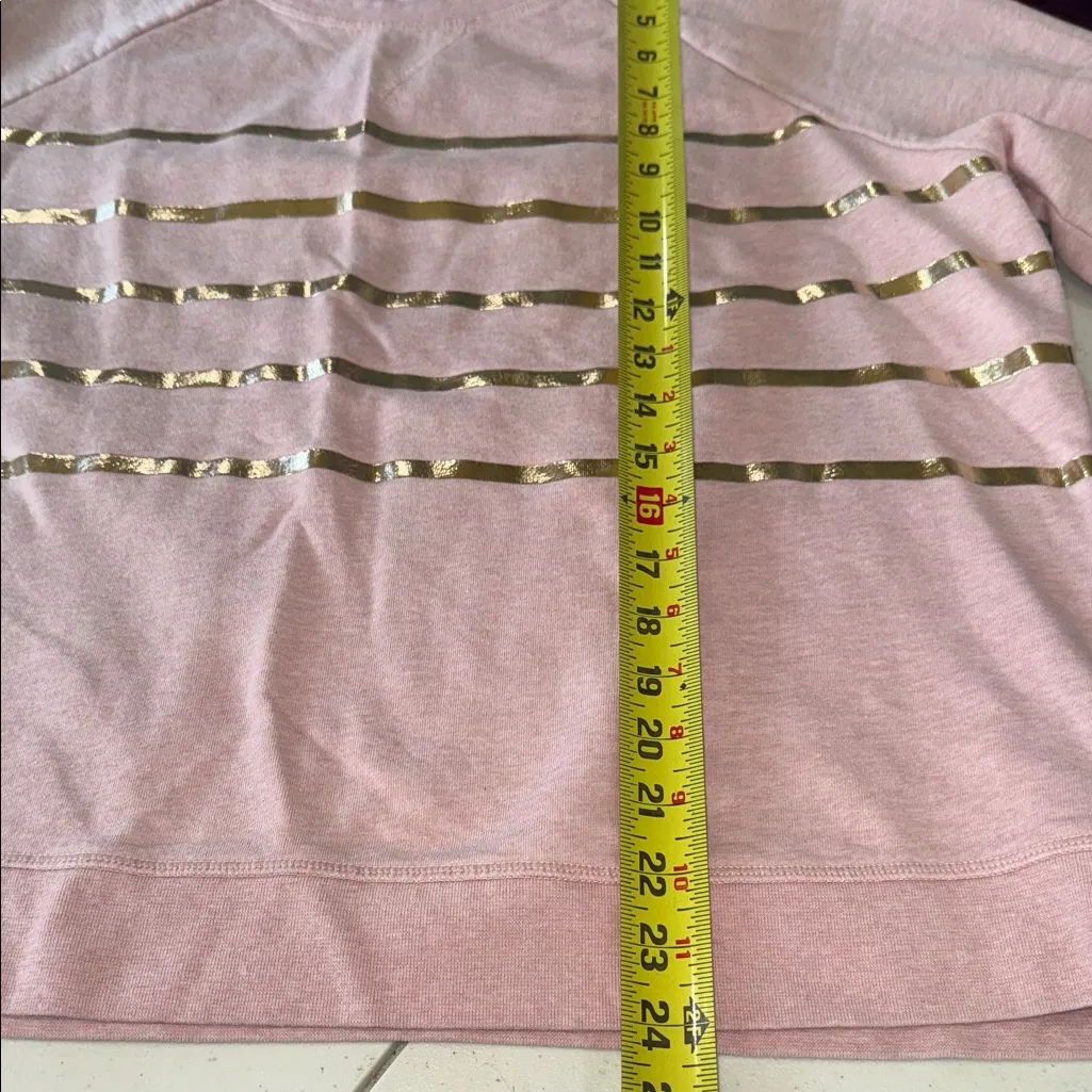 Boden Pink Sweatshirt with Gold Accents Size XL - Image 12