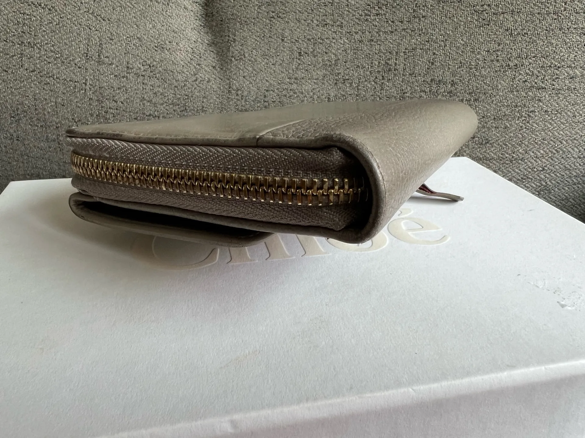 Chloé Long Wallet Leather Zip-Around - Image 11