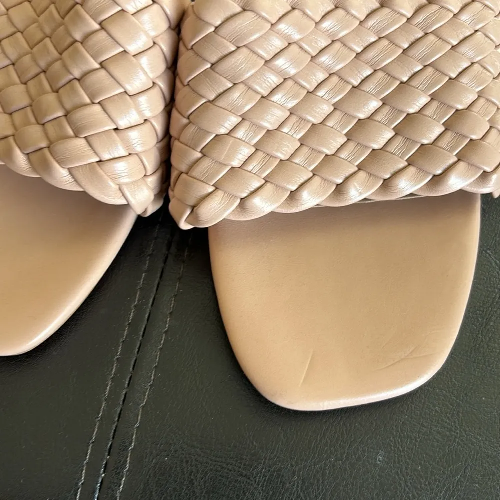 Cushionaire Memory Foam slip on heeled sandal Size 10 - Image 6