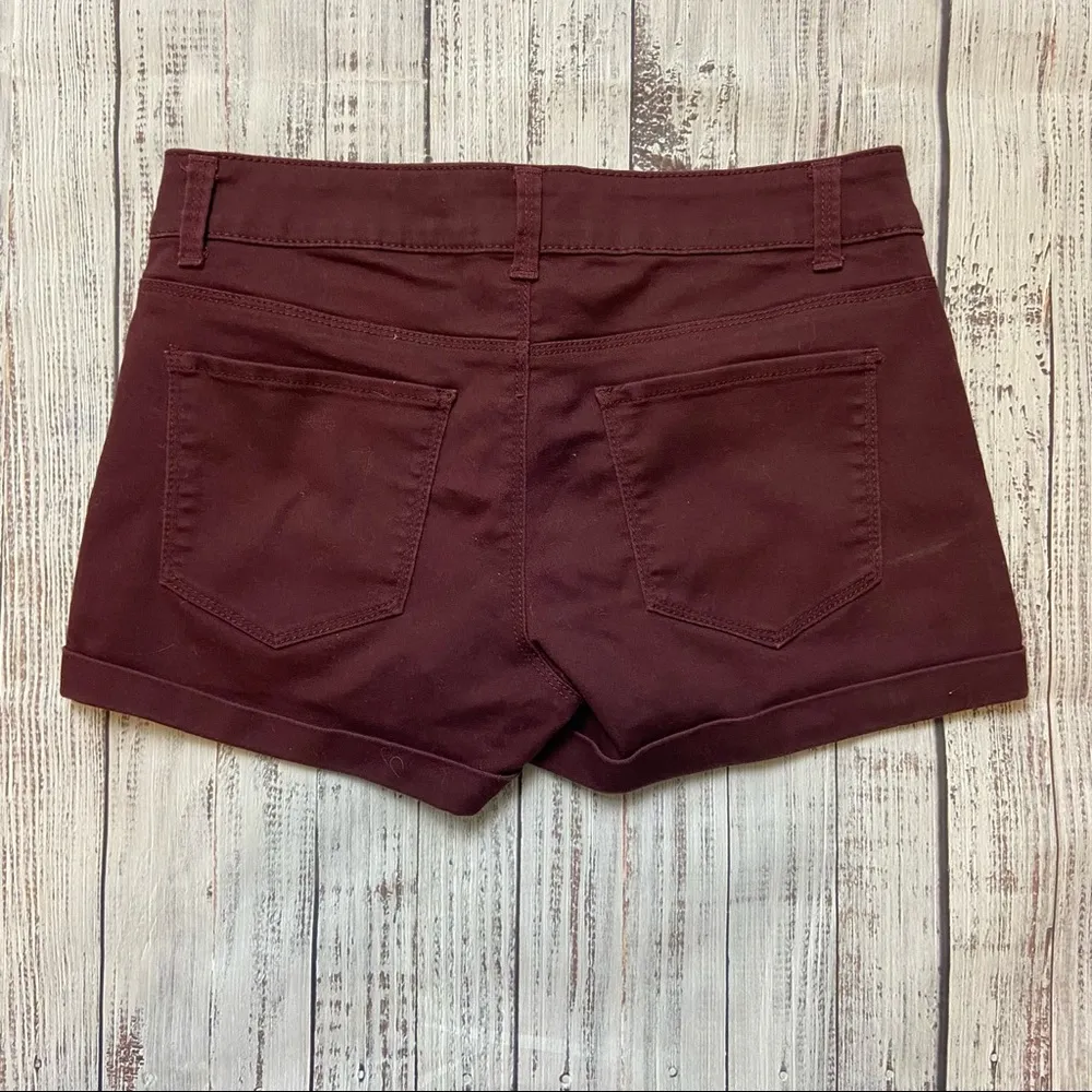 Tinseltown Burgundy Shorts. Size 5. EUC - Image 5