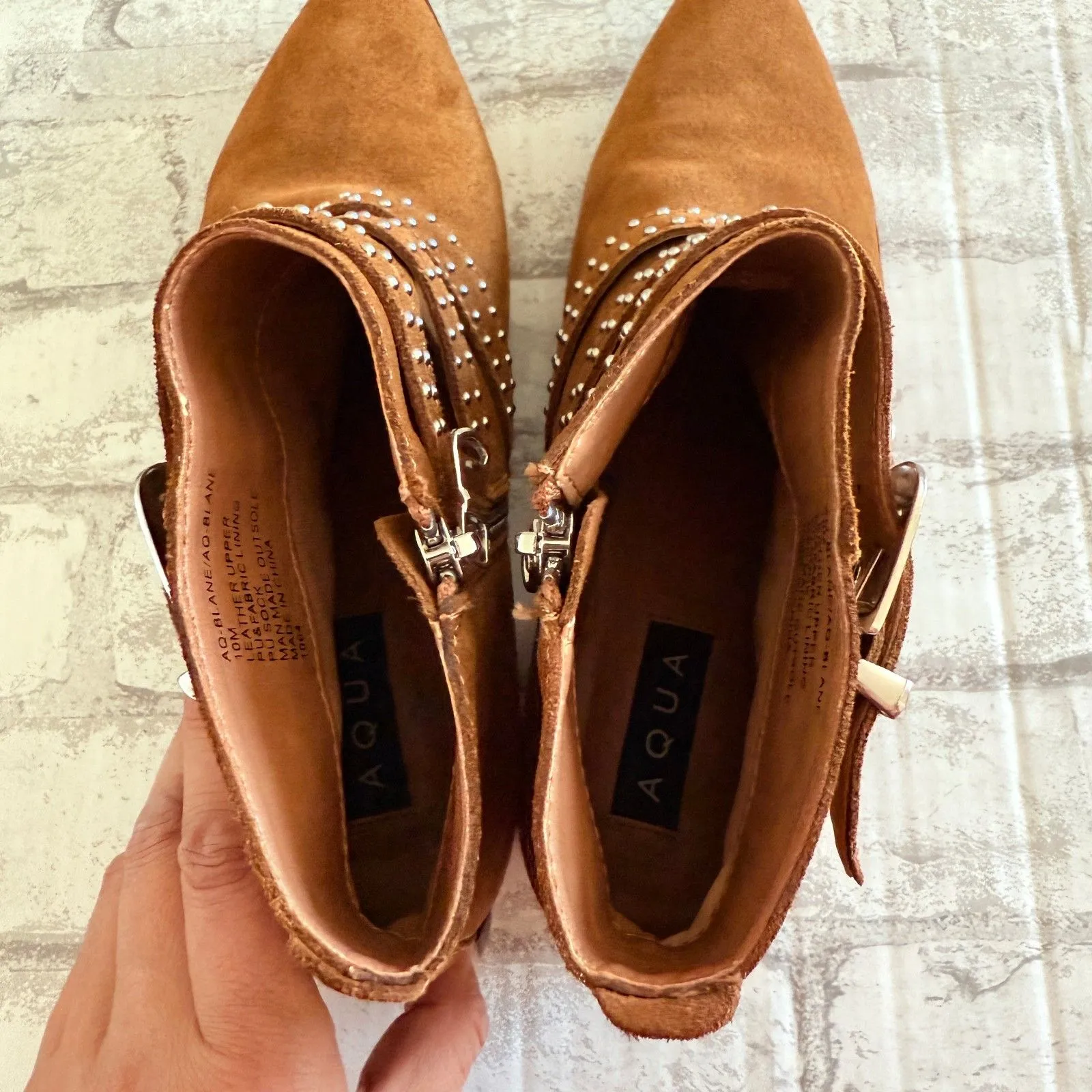 Aqua Blane Cognac Brown Studded Suede Block Heel Almond Toe Booties Sz 10M - Image 6