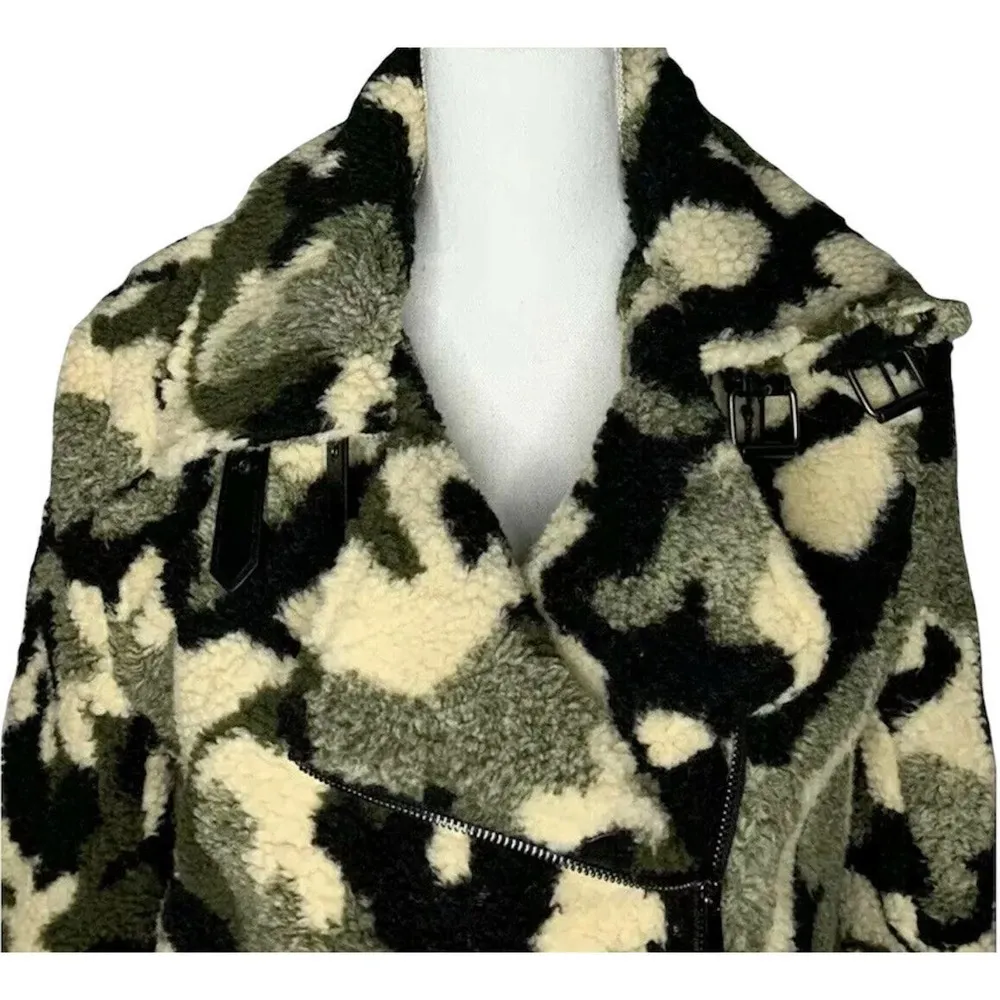Womens Anthropologie Love Tree Fleece Sherpa Camo Print Pea Coat Jacket Size S - Image 2
