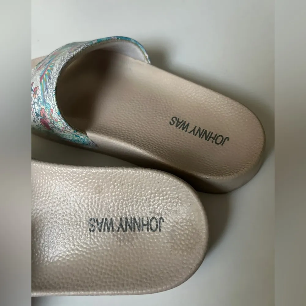 Johnny Was Women’s Slides Sandals - Image 7