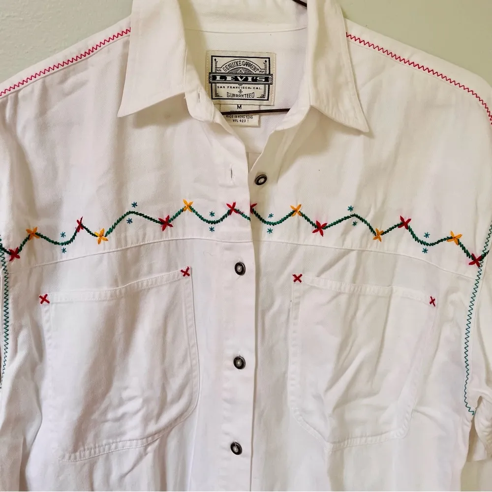 Vintage Levi’s Denim Top M Embroidered Button Down Long Sleeve Hong Kong Pockets - Image 3