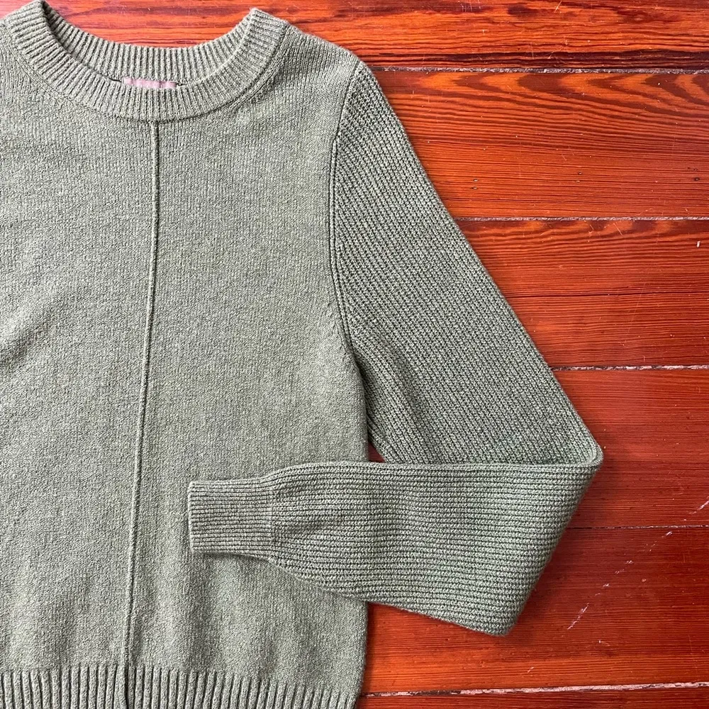 Lilla P Rib Sleeve Cashmere Blend Crewneck Sweater in Wintergreen - Image 9