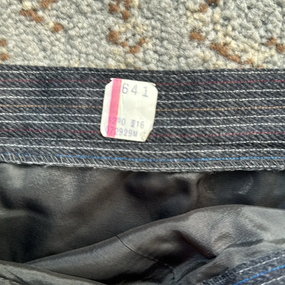 Vintage Gilmor Pinstripe Skirt Suit Set Gray 16 - Image 9