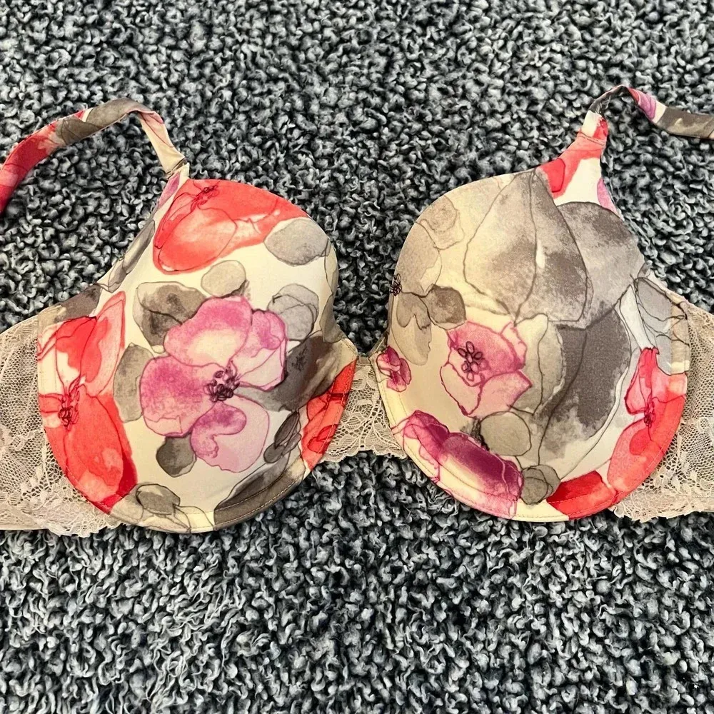 Calvin Klein - Image 2