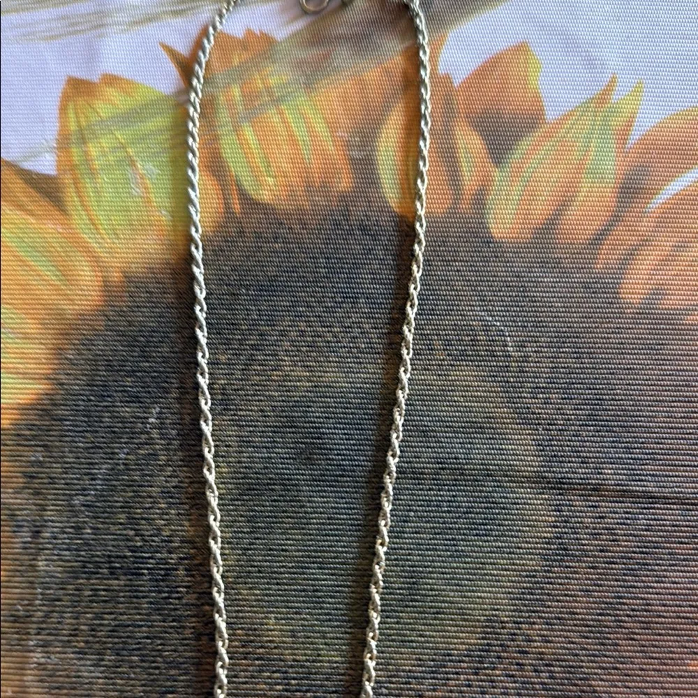 Gold Starfish Pendant Necklace - Image 4