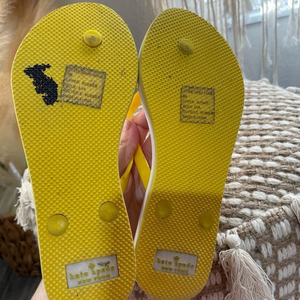 Kate Spade Nova Yellow White Pineapple 🍍 Bow Flip Flops Sandals - Image 4