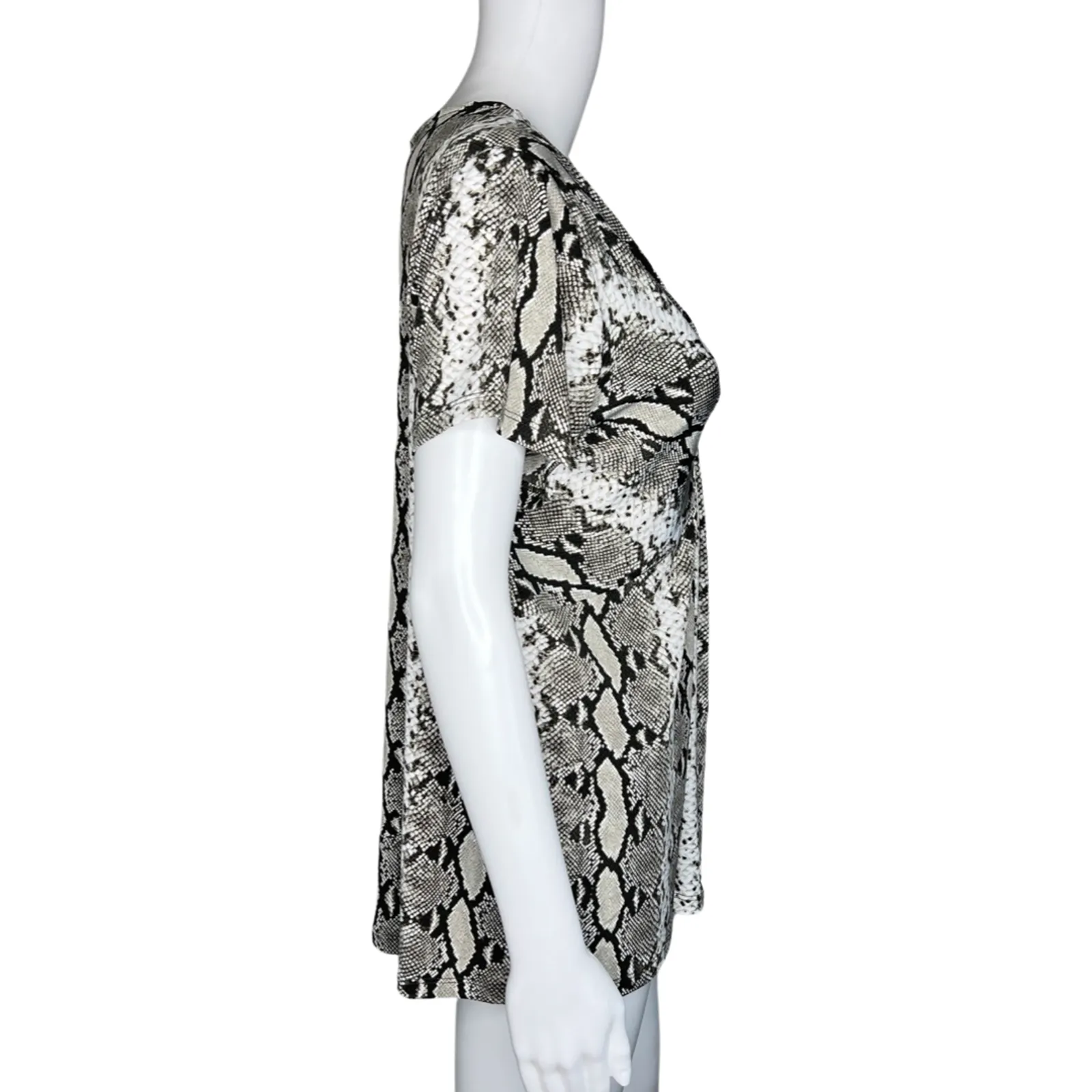 Ellen Tracy Shirt Womens Large Gray Black Snake Print Twist Front Rocker Edgy‎ - Image 2
