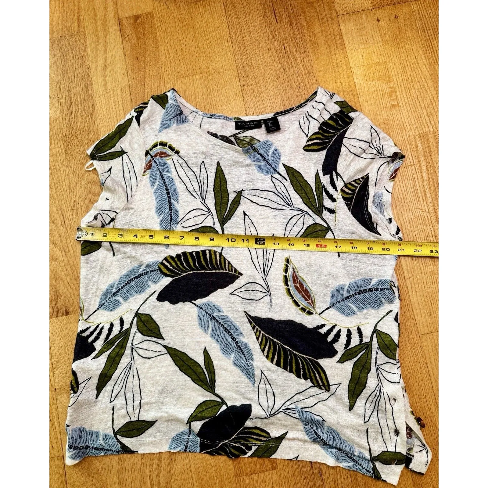 Tahari Women's 100% Linen Short Sleeve Blouse Top Tropical Leaf Print Cream Sz L - Image 6