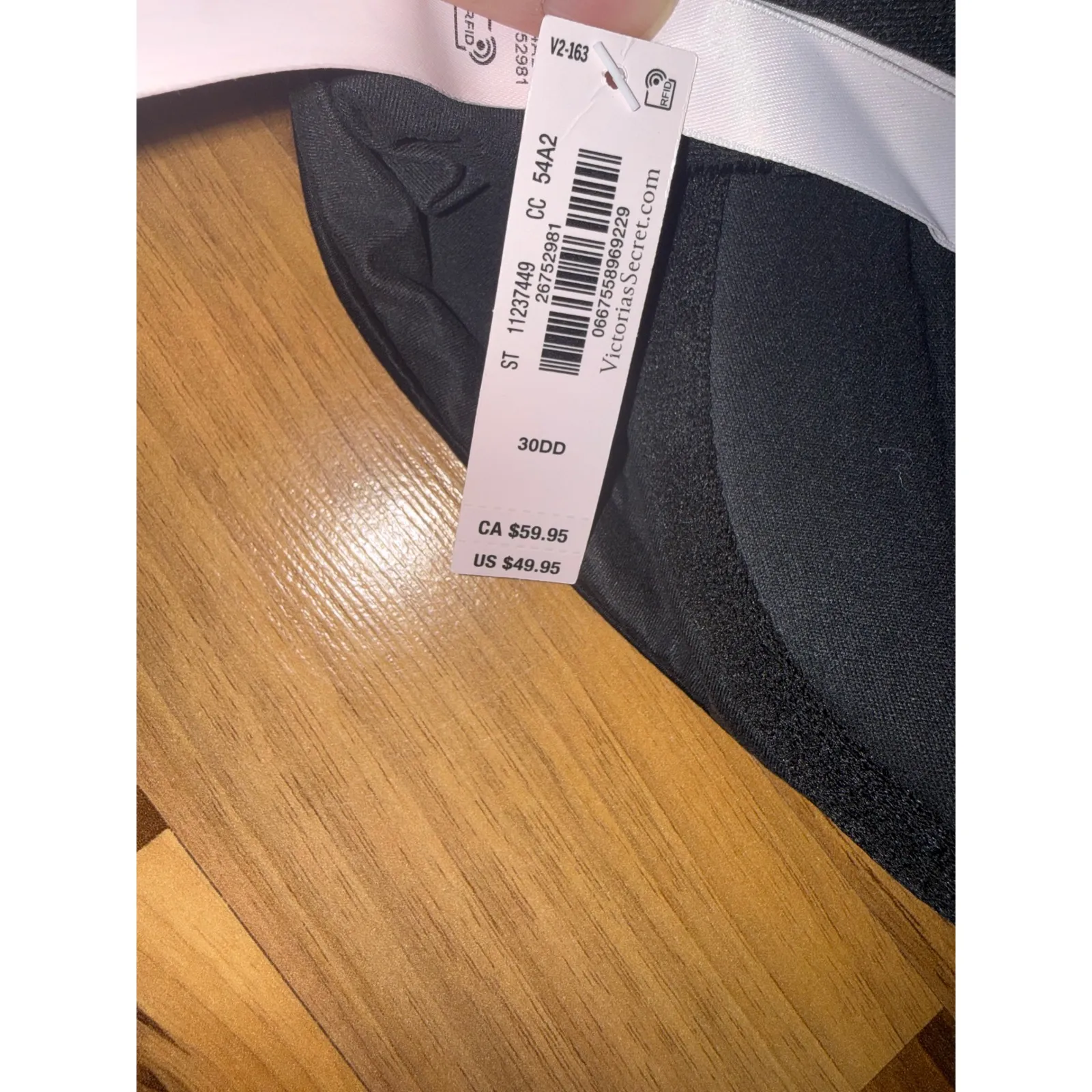 Victoria's Secret 30DD Black Push Up Bra Lace Trim Perfect Shape trim lace NEW - Image 4