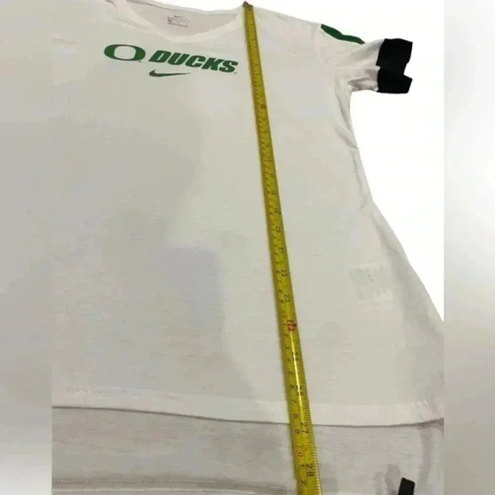 Nike Dri Fit Oregan Ducks‎ Women’s Short Sleeve T-shirt Size M - Image 5