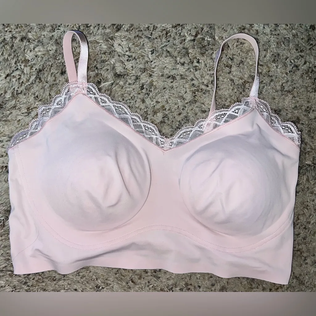 True and Co. True Body with Lace Trim Light Pink Lift Bralette Size Medium - Image 4