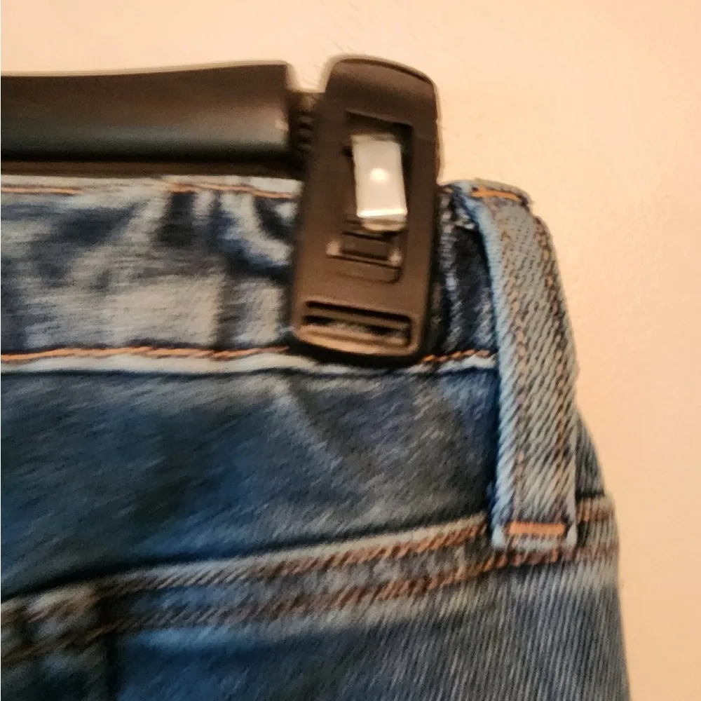 Arizona Jean Co. Highest Rise Curvy Mom Jeans Size 8 - Image 3