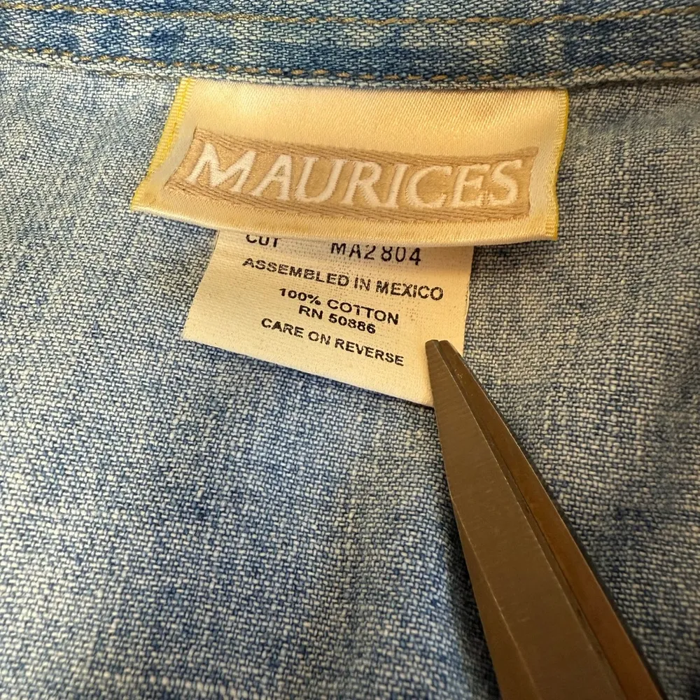 Vintage Maurices Denim Shirt Womens Large Jeans Button Down Top Blue Long Sleeve - Image 3