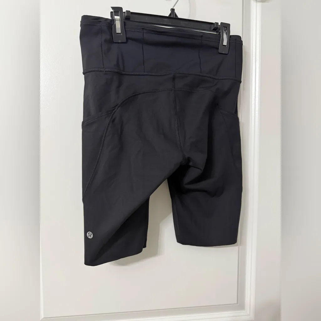 Lululemon Fast And Free Short 10" Peleton Size 8 - Image 5