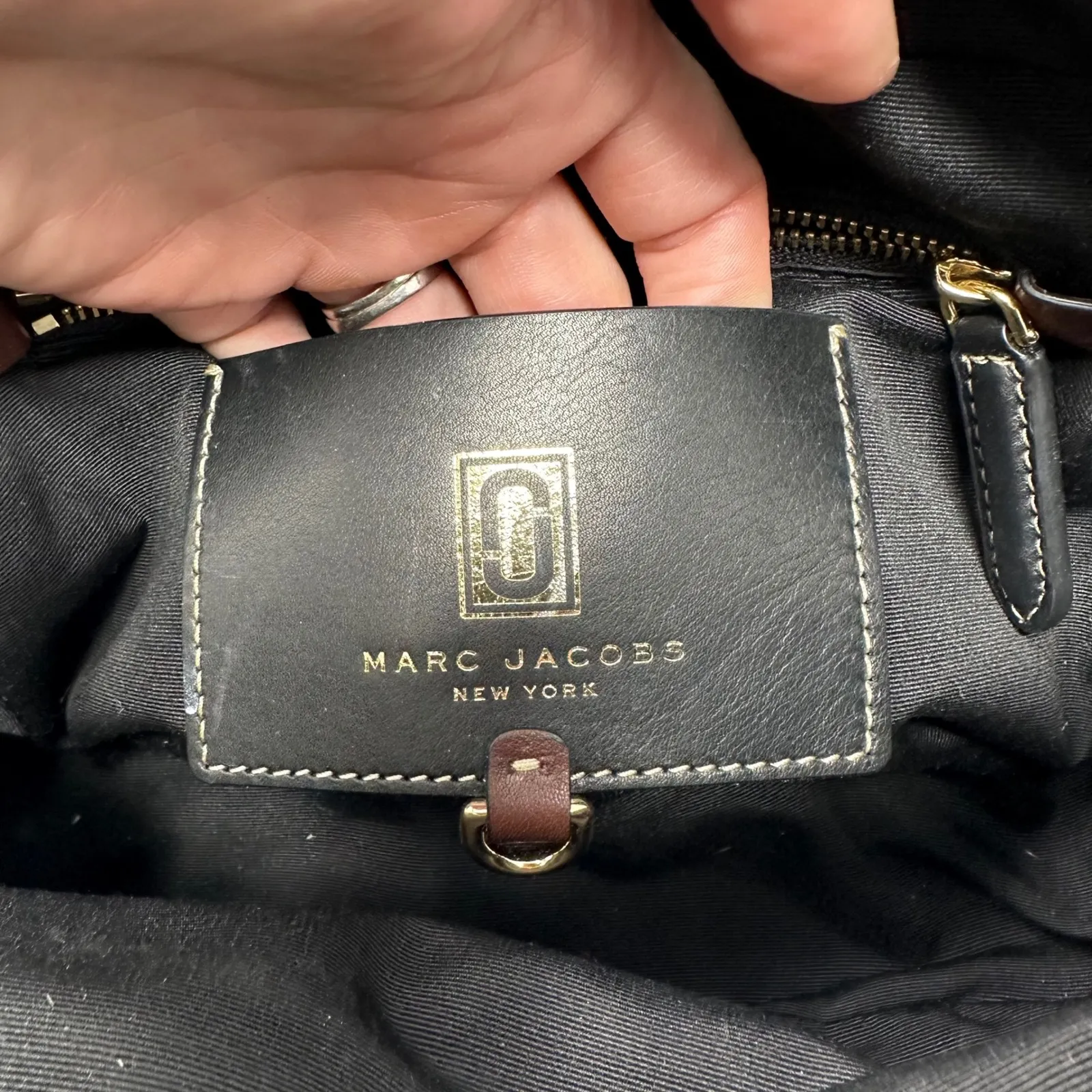 Marc Jacobs The Mini Squeeze‎ Leather Bag Black Taupe Brown - Image 8