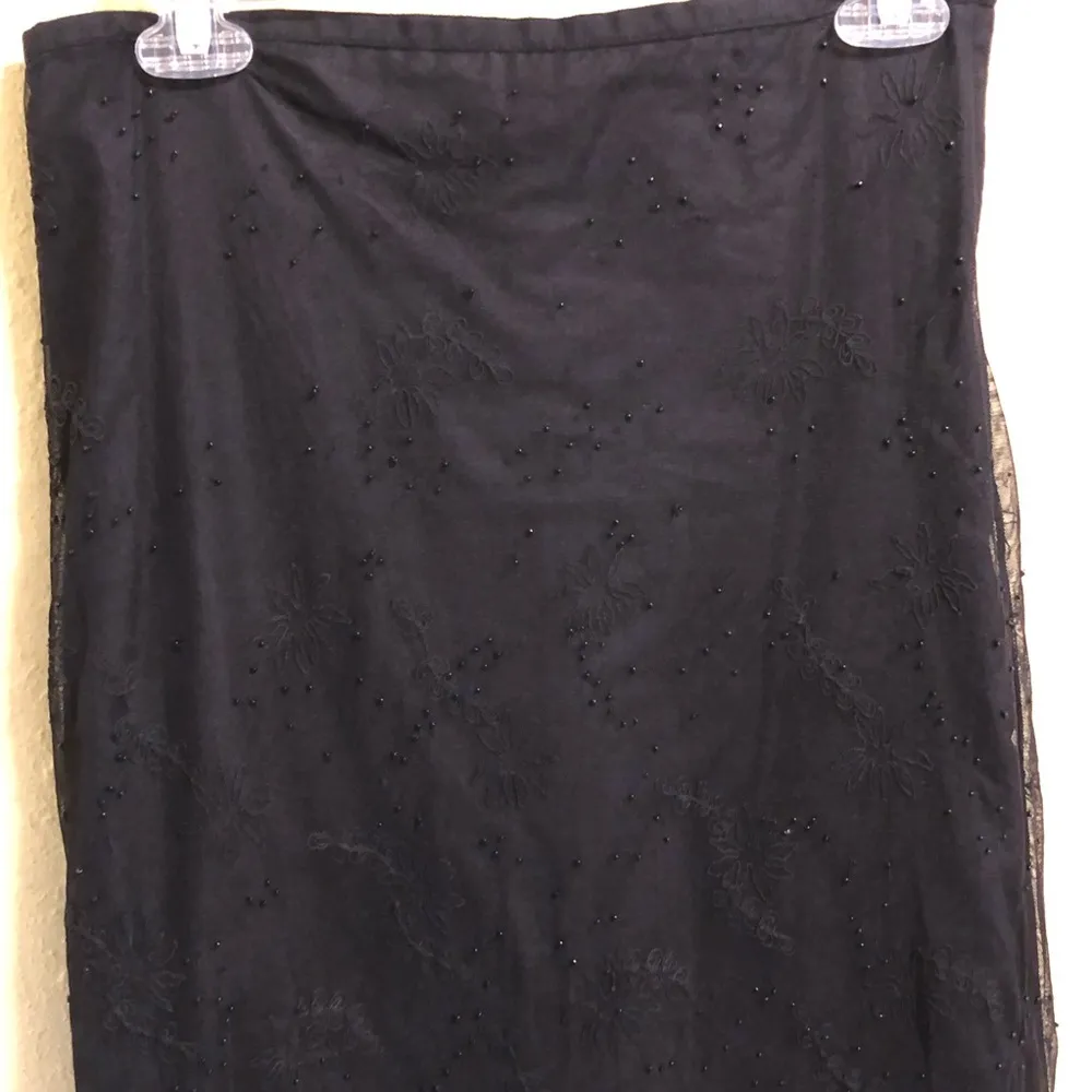 French Connection  Black Sequined Pencil Skirt 6 - Image 4