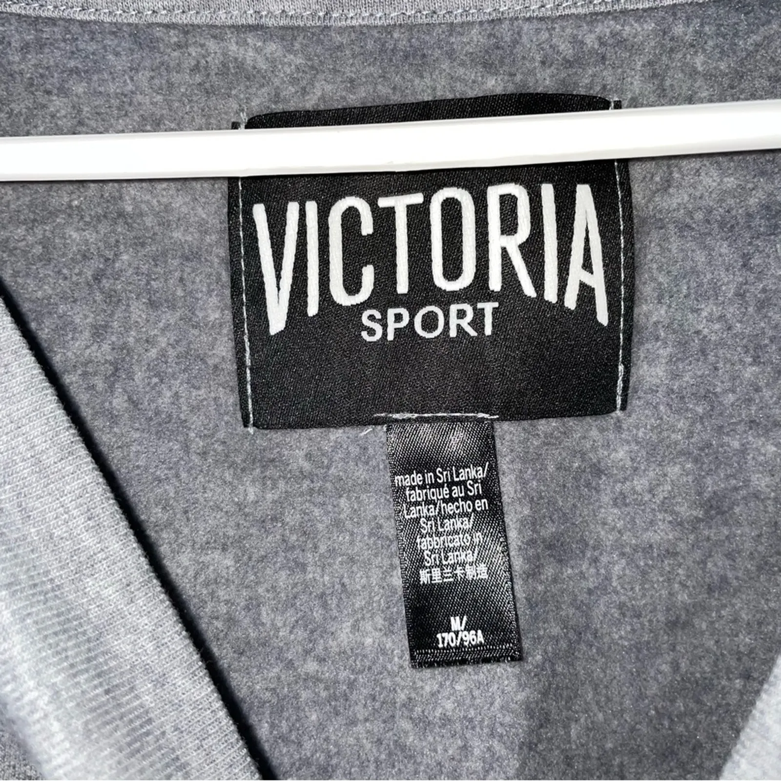 Victoria’s Secret | VSX light grey round neck pullover sweatshirt sz M - Image 3