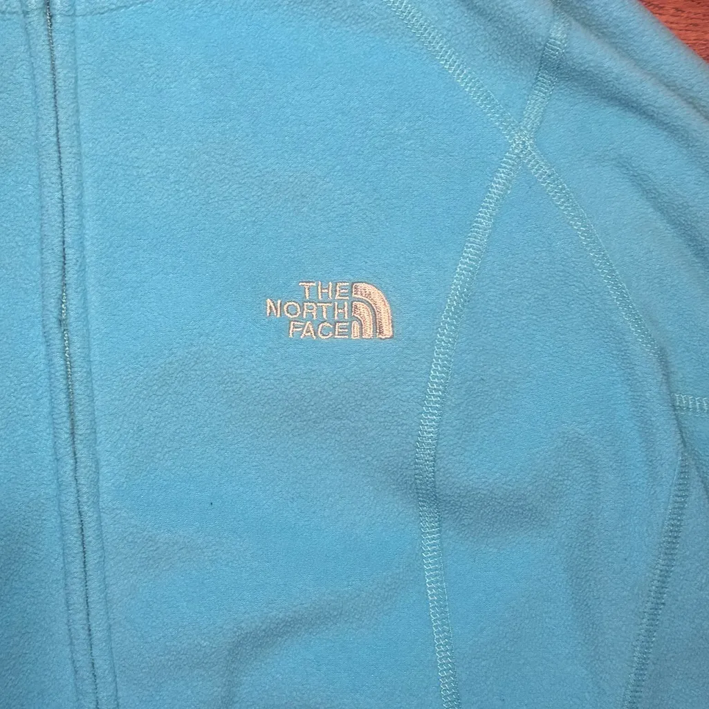 The North Face Light Blue Fleece Hoodie - Image 2