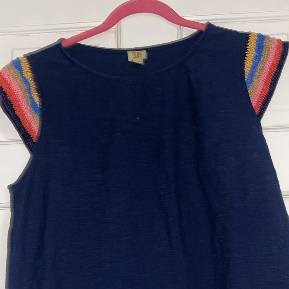 True Craft Top With Crocheted Sleeve Detail Size XL - Image 4