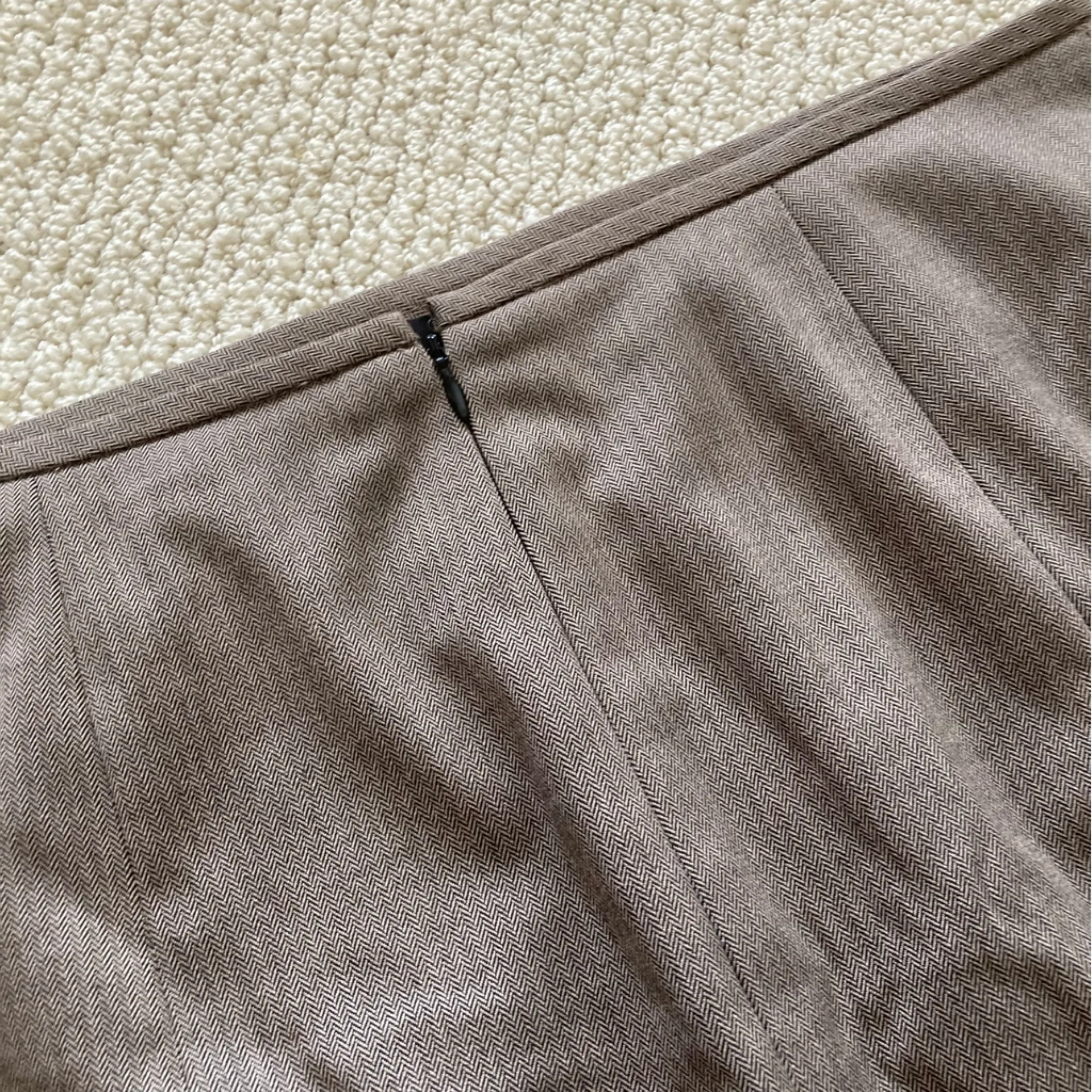 Antonio Melani Brown Pencil Skirt Size 8 Fitted Bodycon Business Professional - Image 6