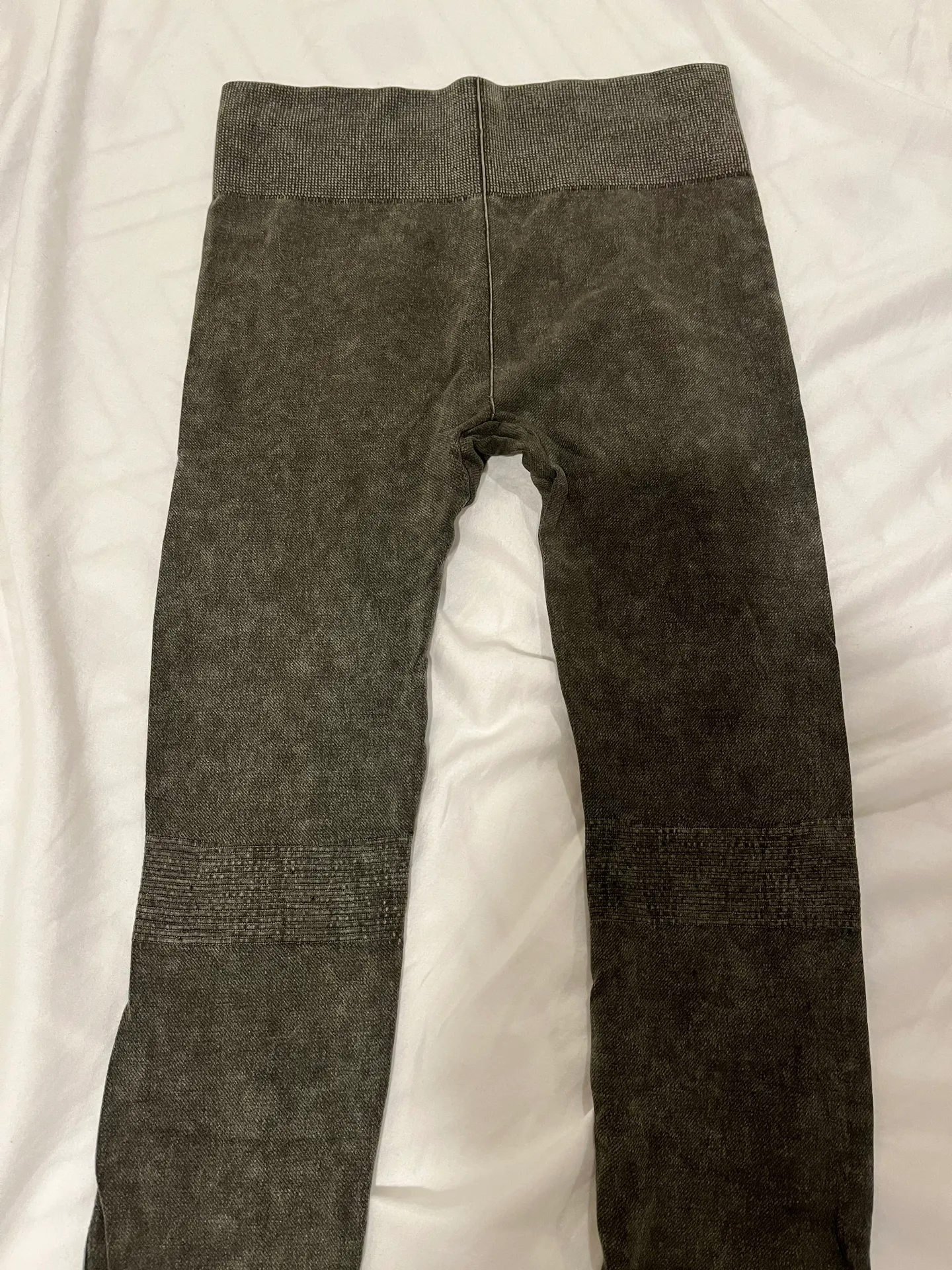 Buckle Leggings - Image 5