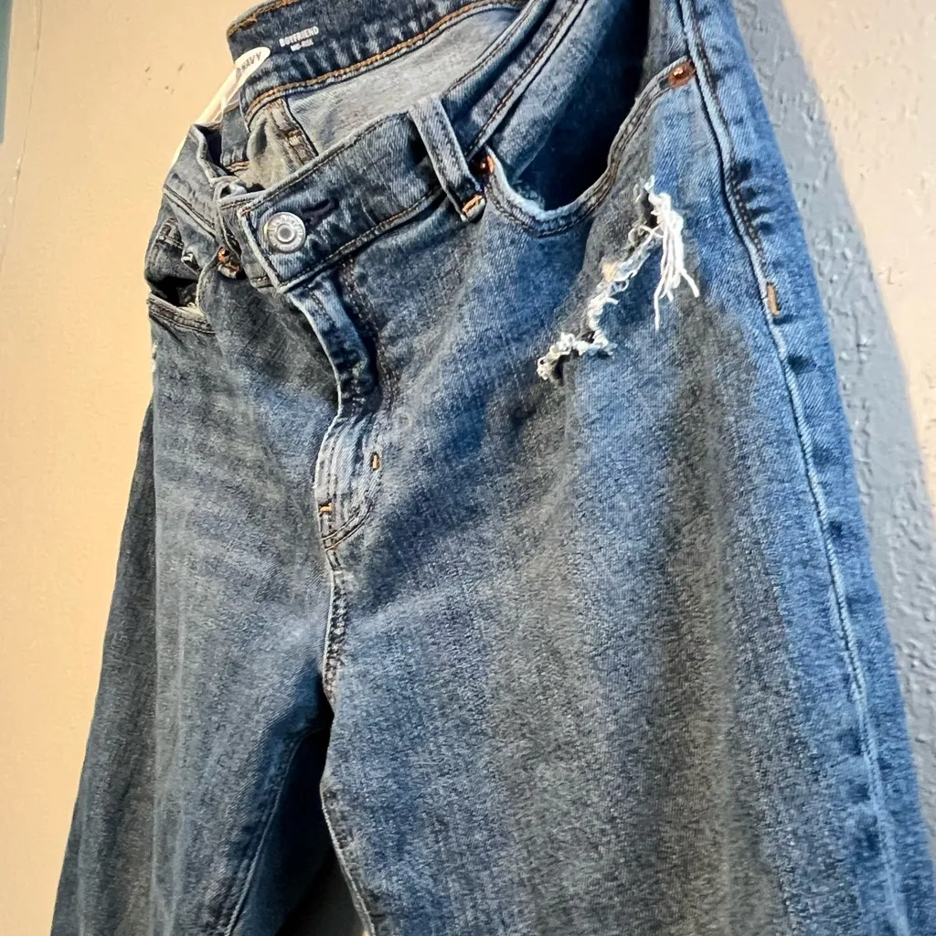 Old Navy Blue Ankle Cropped Pants SZ 8 Boyfriend Jeans Mid Rise Ripped Straight - Image 3