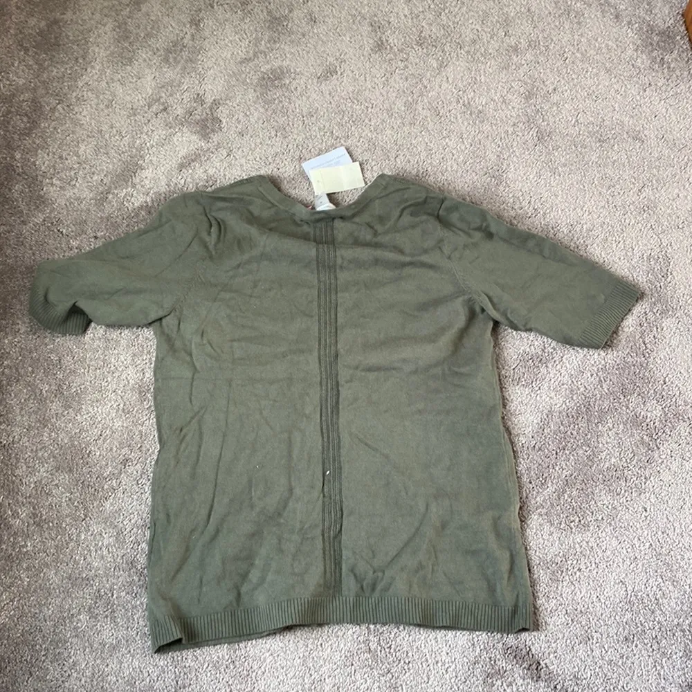 Christopher & Banks Short Sleeve Cardigan SIZE M - Image 3