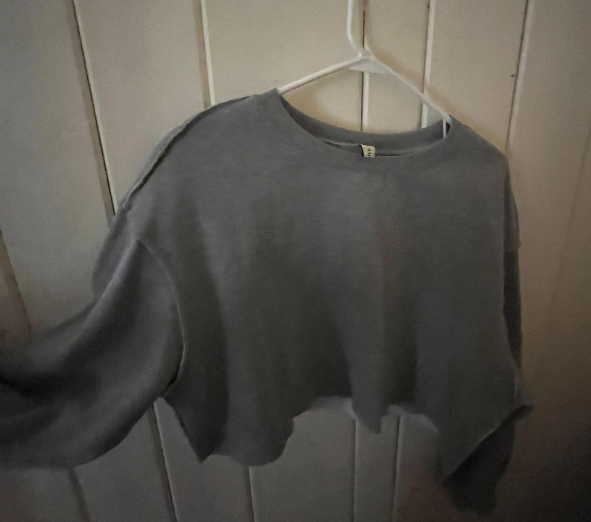 Croptop Sweatshirt - Image 3