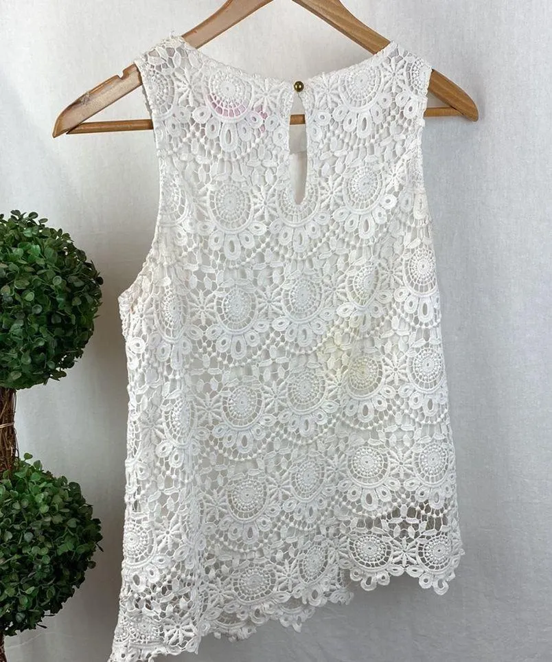 Lilly Pulitzer White Sleeveless Crochet Blouse Top S - Image 2