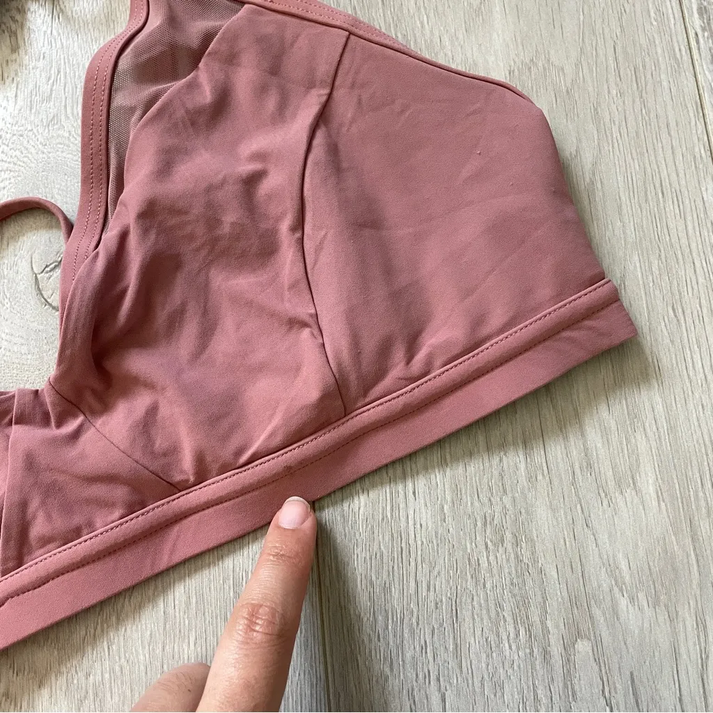 Lululemon Sports Bra ease to breathe womens Pink Spanish Rose (size 10) workout - Image 6
