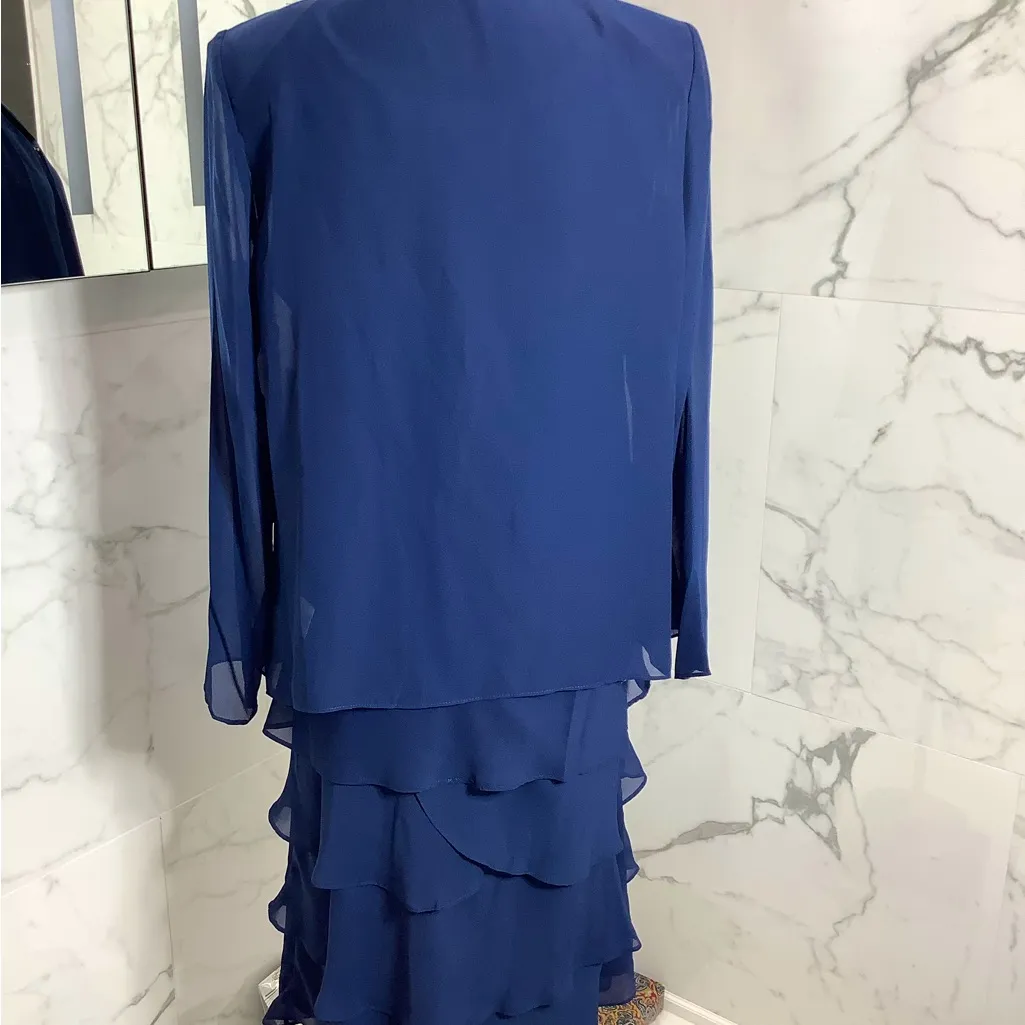 Dressy Two piece set for spec.event 💙💙 - Image 3