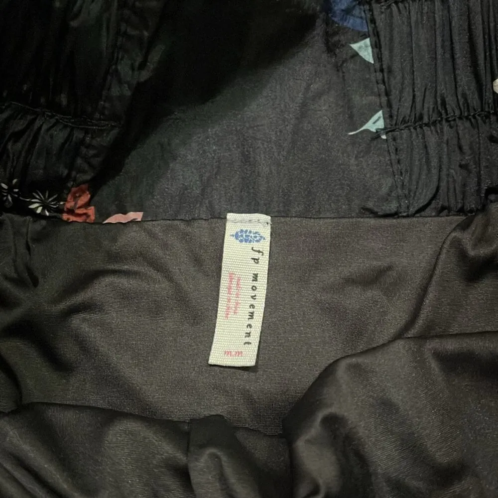 Free People Movement Running Shorts Women's Medium Floral The Way Home Black - Image 8