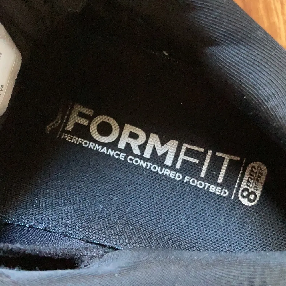 Saucony Everun ISO series sneakers black size 10 - Image 9