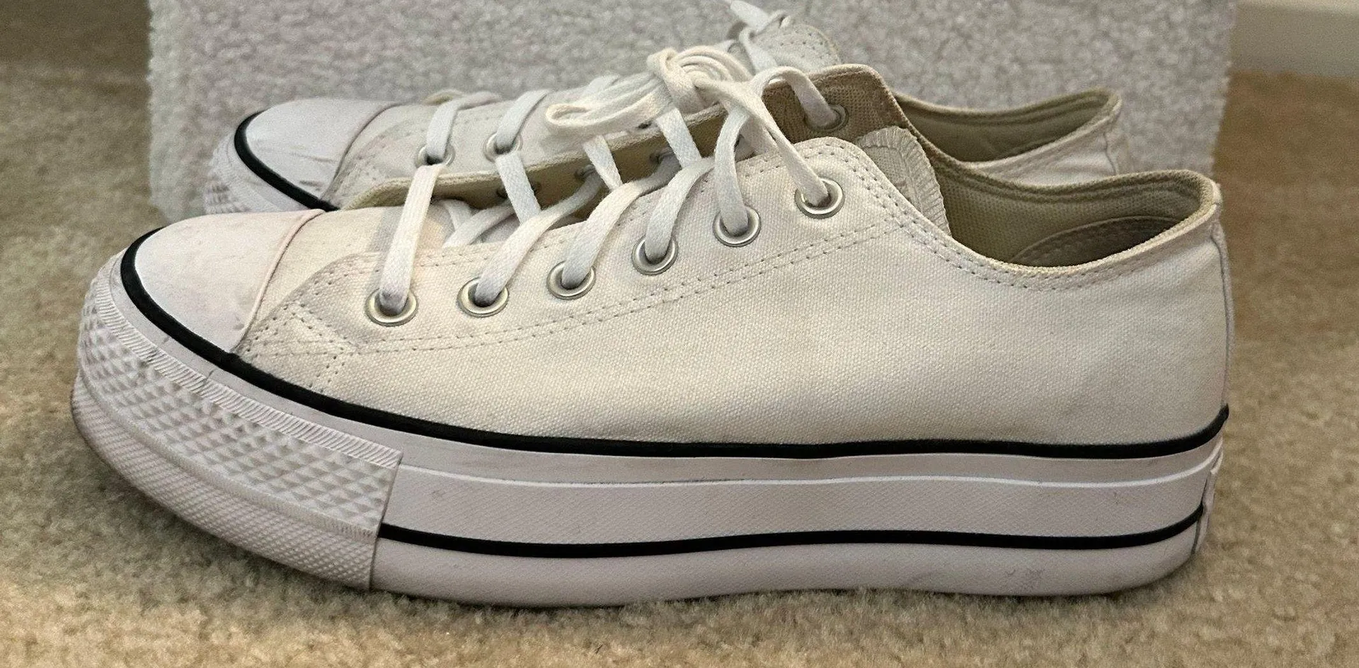 White Platform - Image 4